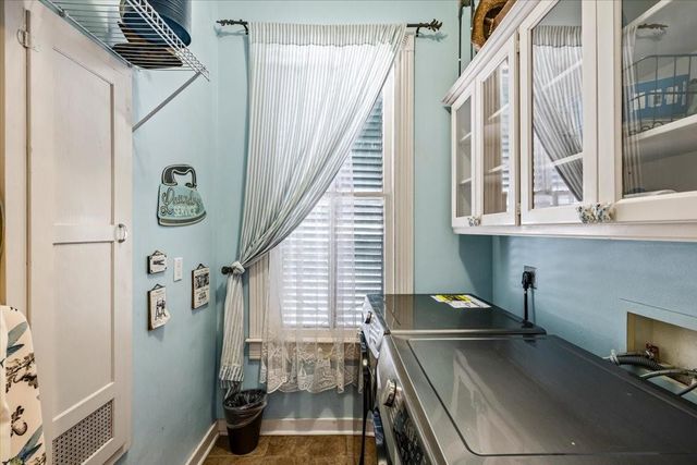 1419 Mechanic Street, Galveston, TX 77550