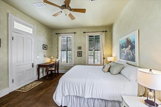 1419 Mechanic Street, Galveston, TX 77550