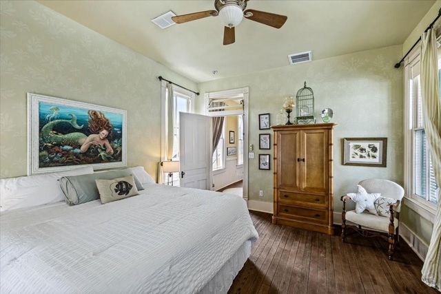 1419 Mechanic Street, Galveston, TX 77550