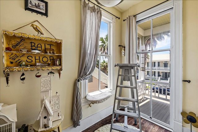 1419 Mechanic Street, Galveston, TX 77550