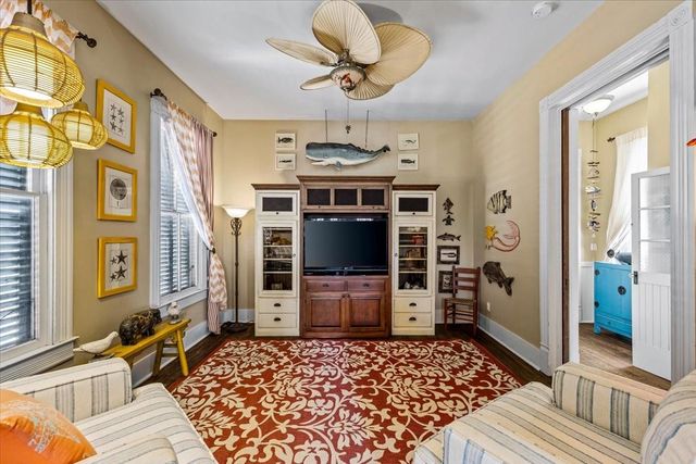 1419 Mechanic Street, Galveston, TX 77550