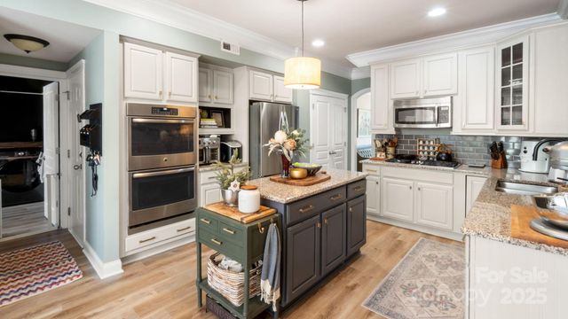 1028 Kings Bottom Drive, Fort Mill, SC 29715