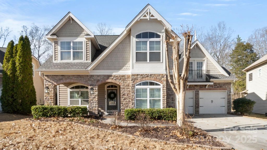 1028 Kings Bottom Drive, Fort Mill, SC 29715