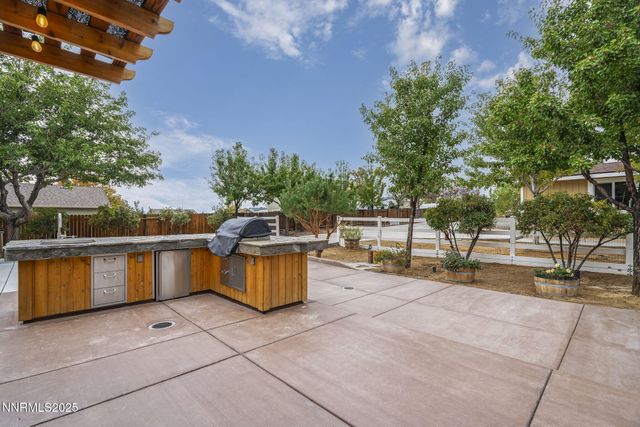 39 Marilyn Mae Drive, Sparks, NV 89441