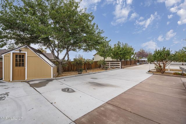 39 Marilyn Mae Drive, Sparks, NV 89441