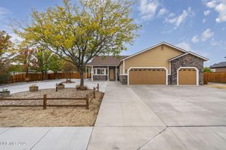 39 Marilyn Mae Drive, Sparks, NV 89441