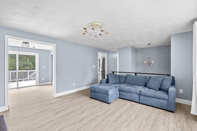 23 High Pine Dr, Plymouth, MA 02360