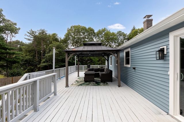 23 High Pine Dr, Plymouth, MA 02360