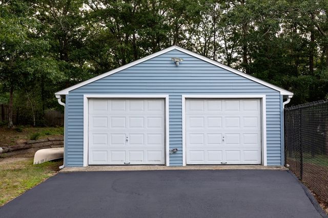 23 High Pine Dr, Plymouth, MA 02360