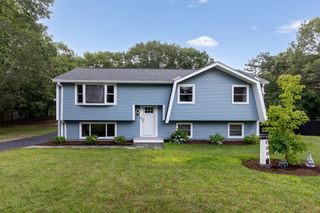 23 High Pine Dr, Plymouth, MA 02360