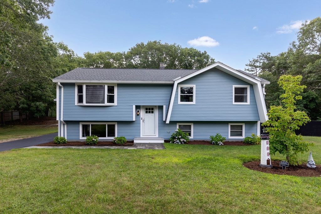 23 High Pine Dr, Plymouth, MA 02360