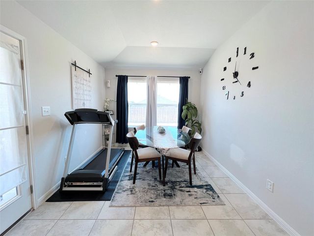 502 Mossy Rock DR, Hutto, TX 78634