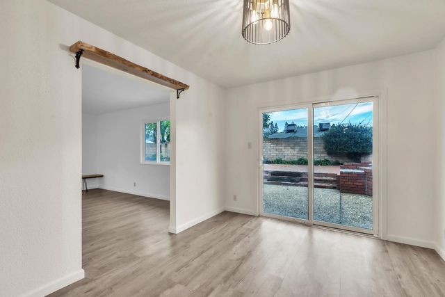 9104 Feather River Way, Sacramento, CA 95826