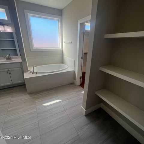 1622 Prop Drive, Winterville, NC 28590