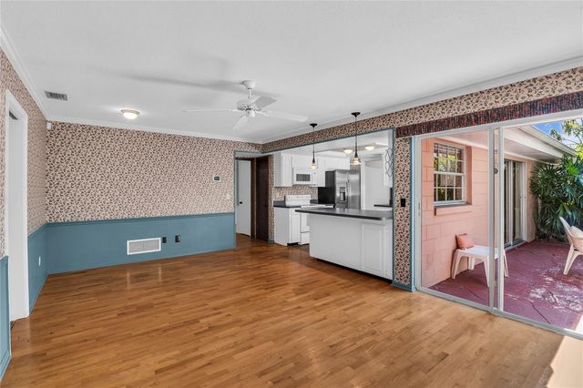 1620 S SUMMERLIN AVENUE, Orlando, FL 32806