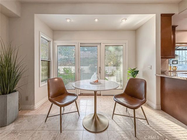 549 Myrtle Court, Oak Park, CA 91377