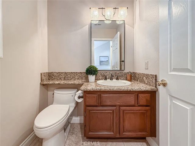 549 Myrtle Court, Oak Park, CA 91377