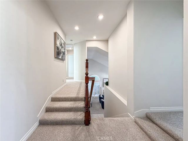 549 Myrtle Court, Oak Park, CA 91377