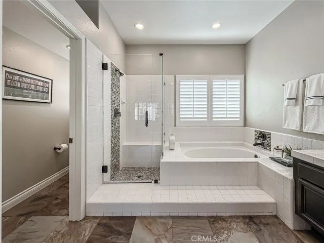 549 Myrtle Court, Oak Park, CA 91377