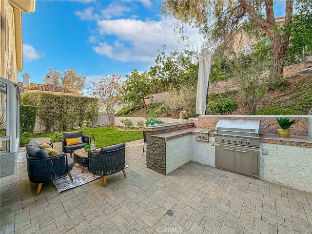 549 Myrtle Court, Oak Park, CA 91377