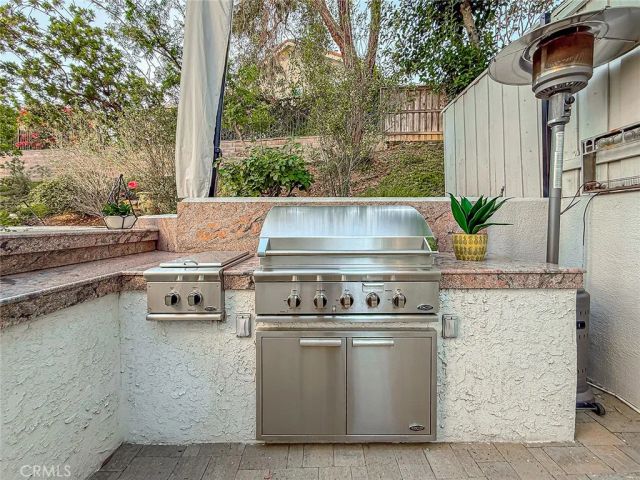549 Myrtle Court, Oak Park, CA 91377