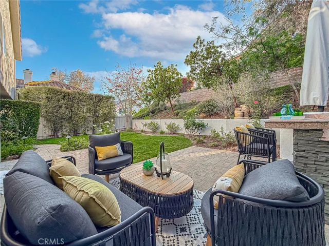 549 Myrtle Court, Oak Park, CA 91377