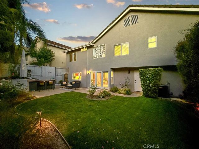 549 Myrtle Court, Oak Park, CA 91377