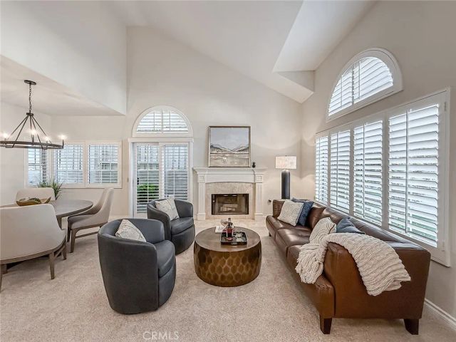549 Myrtle Court, Oak Park, CA 91377