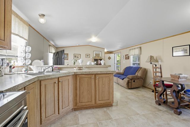 412 Welch Ln, Kentwood, LA 70444