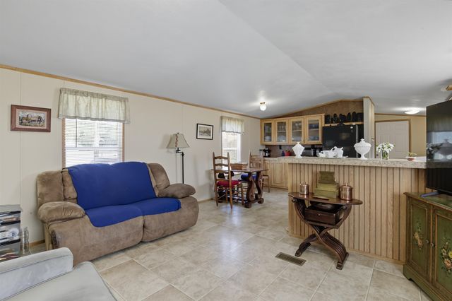 412 Welch Ln, Kentwood, LA 70444