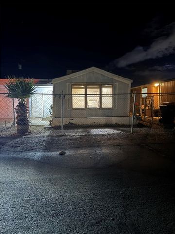 561 Harbor Drive, Bullhead City, AZ 86442