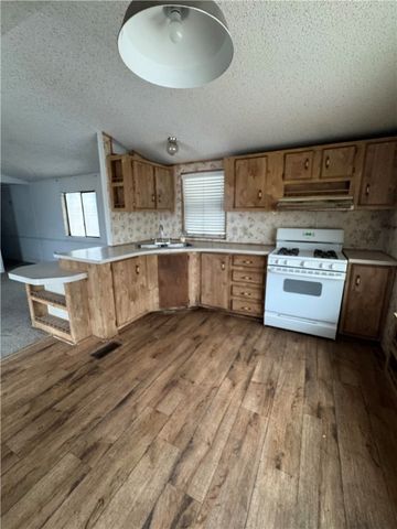 561 Harbor Drive, Bullhead City, AZ 86442