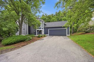 12 Charles Chase Way, Manchester, NH 03104