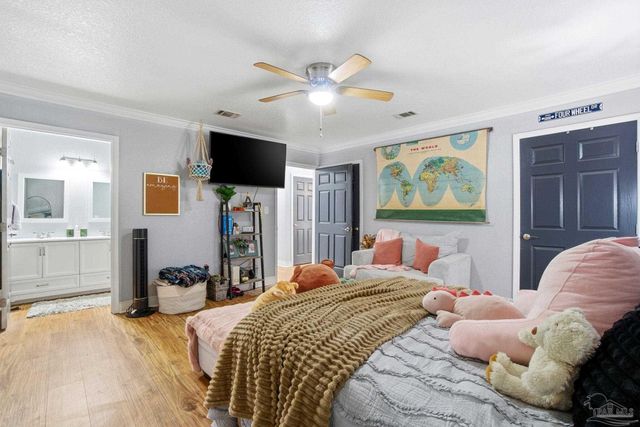 3214 Fridinger Dr, Pensacola, FL 32526