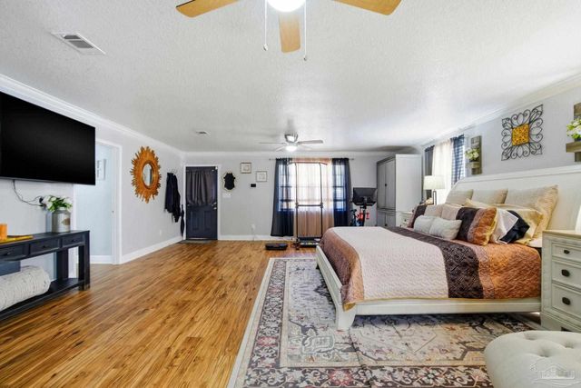 3214 Fridinger Dr, Pensacola, FL 32526