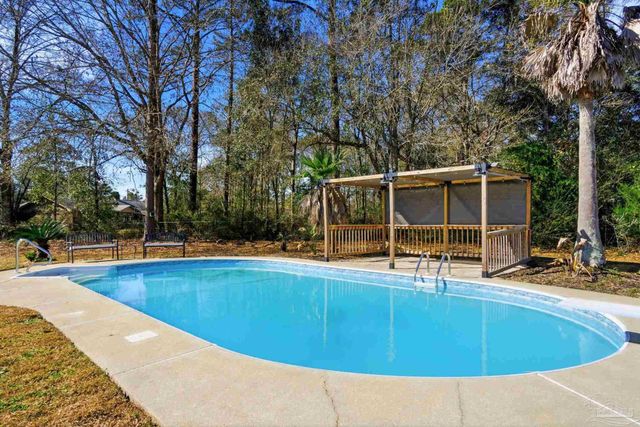 3214 Fridinger Dr, Pensacola, FL 32526