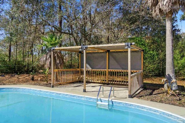 3214 Fridinger Dr, Pensacola, FL 32526