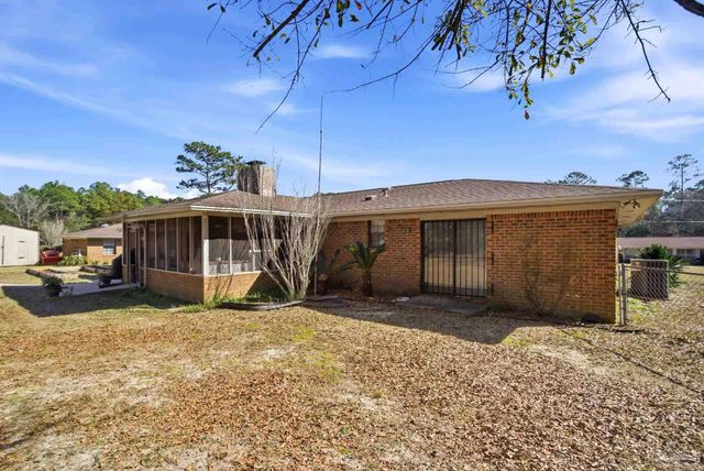 3214 Fridinger Dr, Pensacola, FL 32526