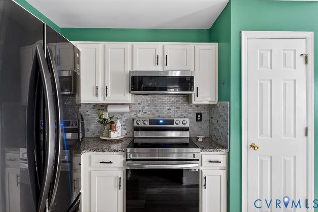 9732 Willow Glen Ln, Henrico, VA 23228