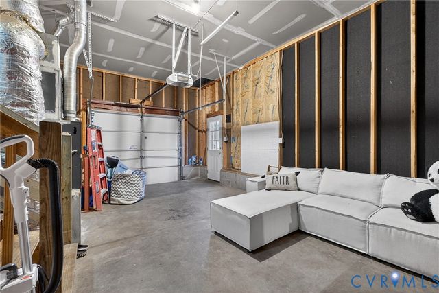 9732 Willow Glen Ln, Henrico, VA 23228