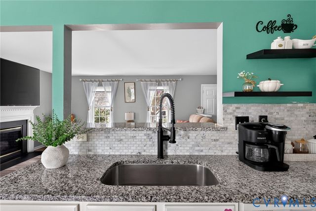 9732 Willow Glen Ln, Henrico, VA 23228