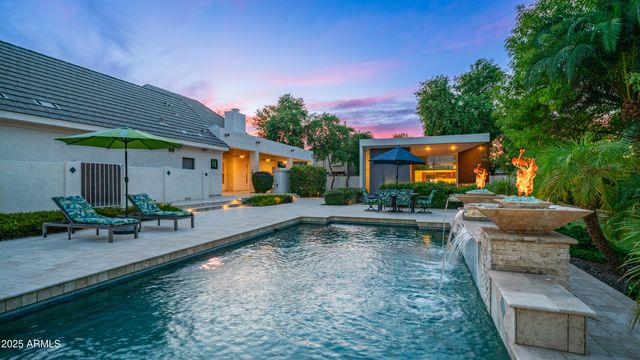 7467 S RITA Lane, Tempe, AZ 85283