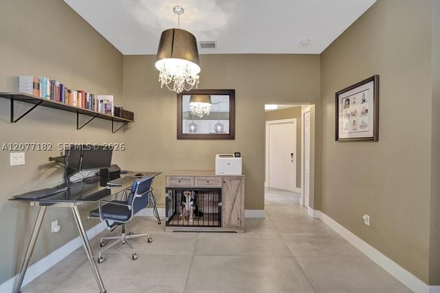 13993 N Cypress Cove Cir, Davie, FL 33325
