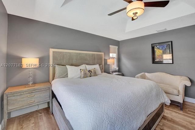 13993 N Cypress Cove Cir, Davie, FL 33325