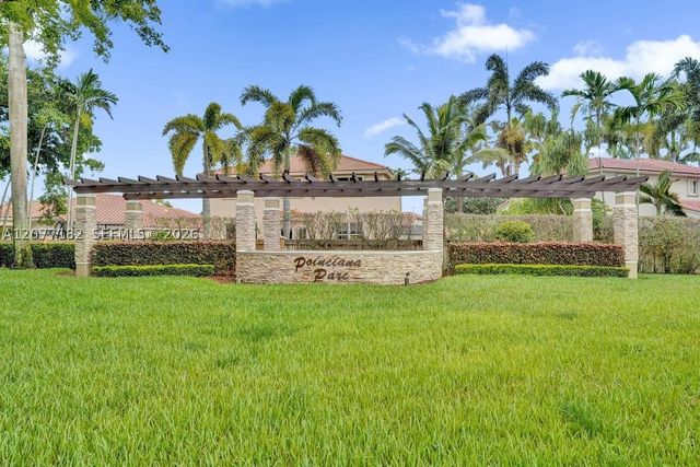 13993 N Cypress Cove Cir, Davie, FL 33325