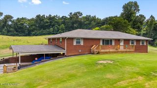 1926 Chota Rd, Maryville, TN 37803