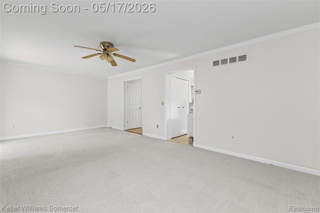 2907 Roundtree Drive, Troy, MI 48083