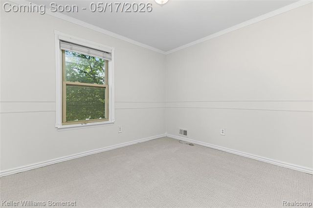 2907 Roundtree Drive, Troy, MI 48083