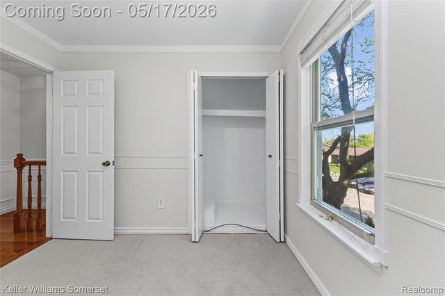 2907 Roundtree Drive, Troy, MI 48083