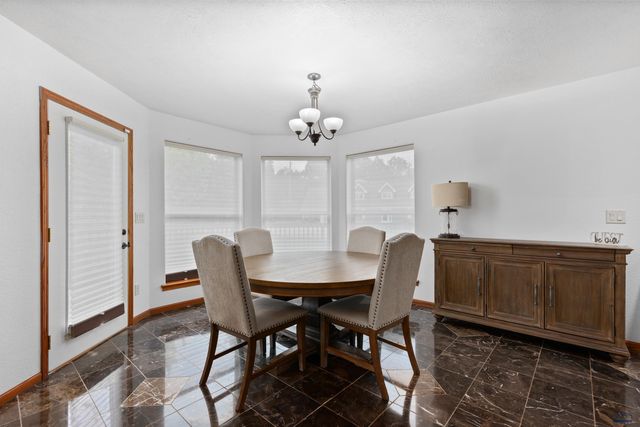 6401 MOUNTAIN MEADOW RD, Black Hawk, SD 57718